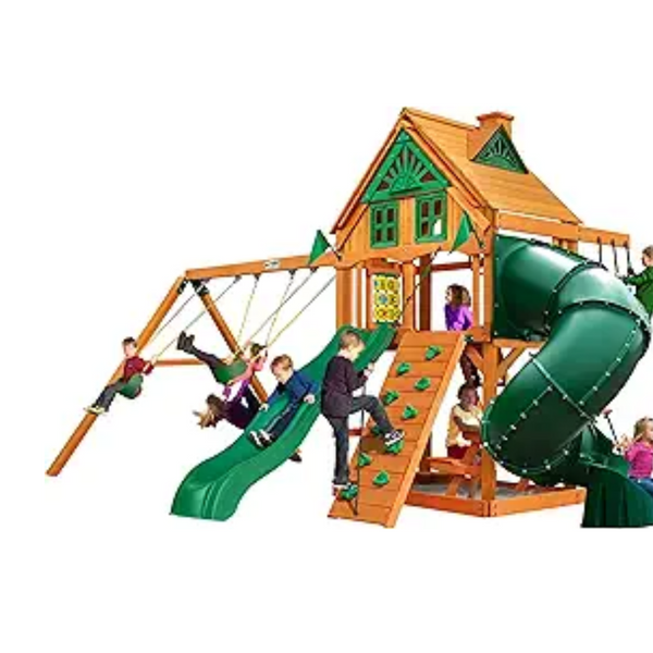 Columpio de madera Gorilla Playsets Mountaineer Treehouse con tobogán tubular, escalera de cuerda y arenero