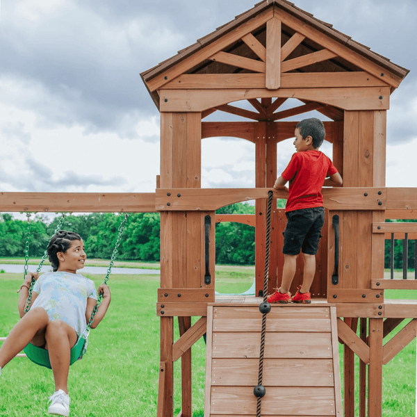 Columpio Sterling Point: Un parque de juegos en el patio trasero para una aventura sin fin